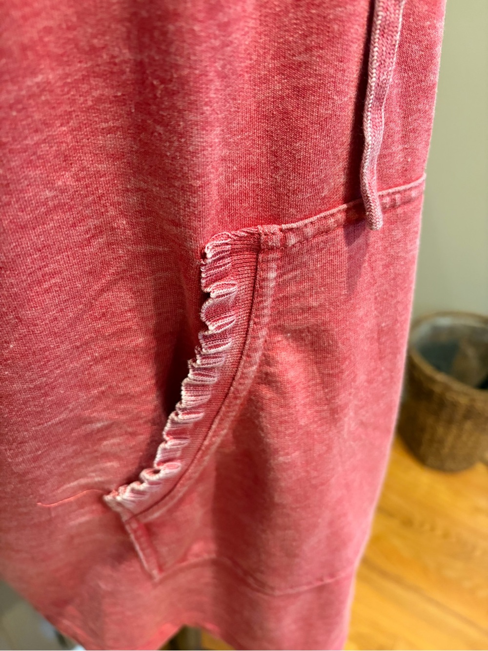 Jane + Delancy mineral wash hoodie. - Picture 4 of 7